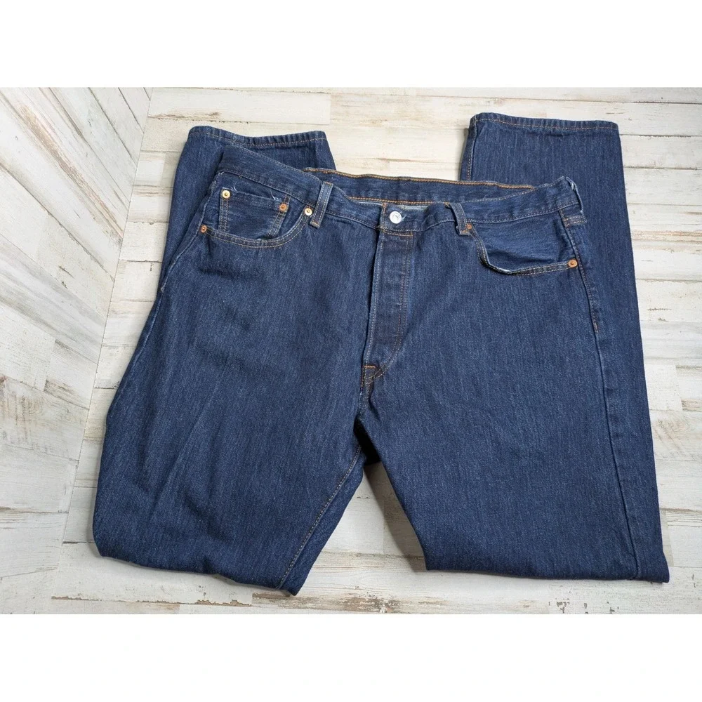 Levis 501 Jeans Mens 38x32 Blue Denim Original Fit Straight Button Fly Dark Wash